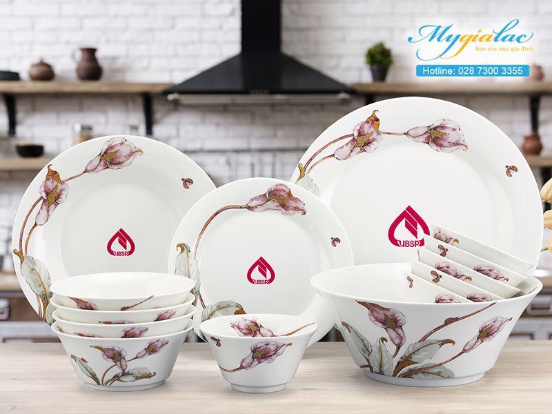 Quà tặng hội nghị hội thảo bộ bàn ăn Minh Long in logo BSP