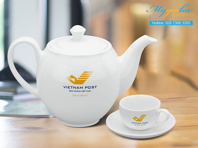Quà tặng in logo bộ trà 0.5l camellia trắng
