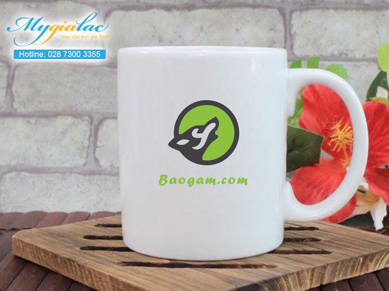 Quà tặng khách hàng ca sứ Bát Tràng in logo 2