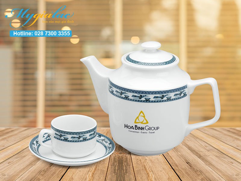 Quà tặng thương hiệu bộ ấm chén minh long in logo Hoa Binh Group