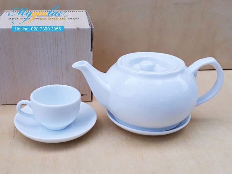 Bộ Trà Ấm Chén Sứ Trắng 0.7L Mẫu 2