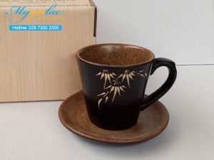 Tach Cafe Men Mat Mau 4