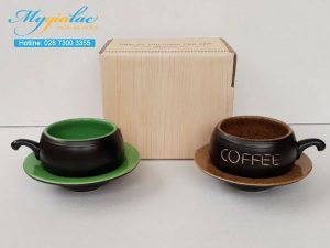 Tach Cafe Men Mat Mau 6