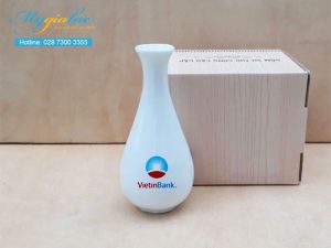 Binh Hoa Su Trang Don Mau 26