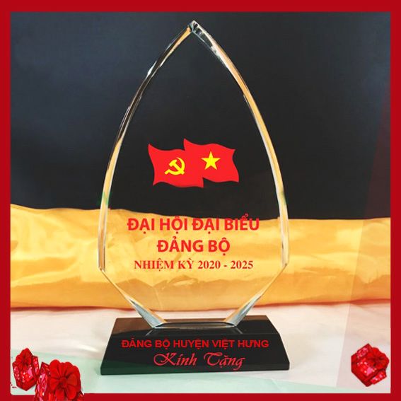 Qdh82 Dat Ky Niem Chuong Dai Hoi Dang Bo Huyen Nhiem Ky 2020 2025 567x567